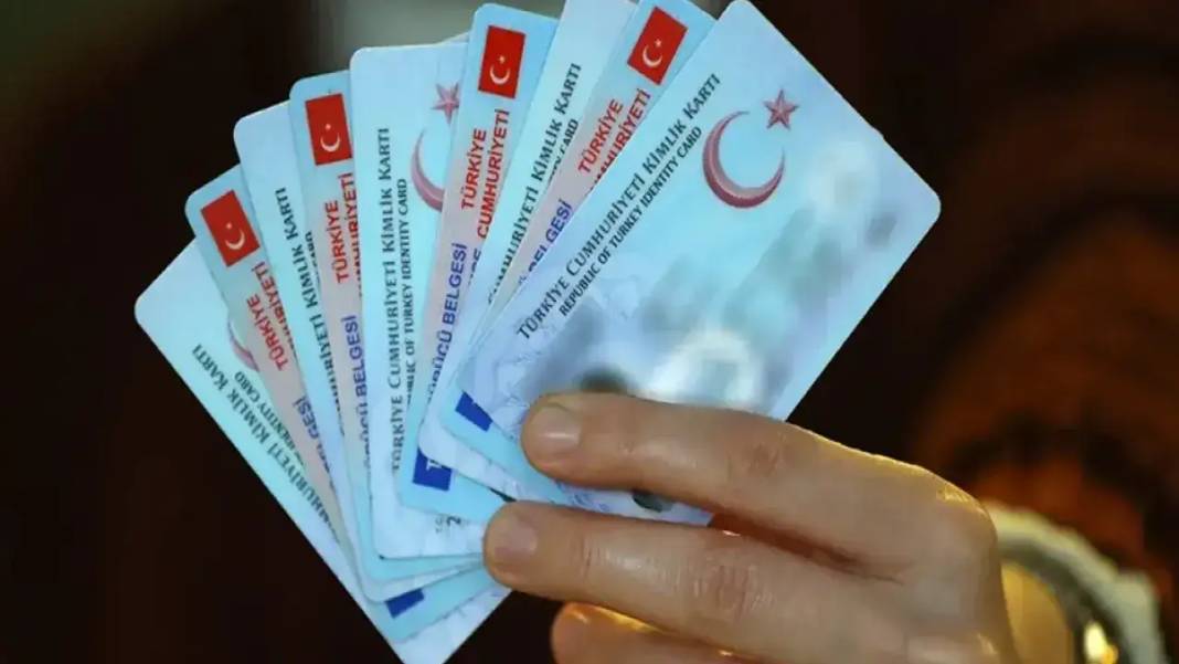 Ali Yerlikaya’dan Son Uyarı: Ehliyet Yenilemeyen Yandı 1